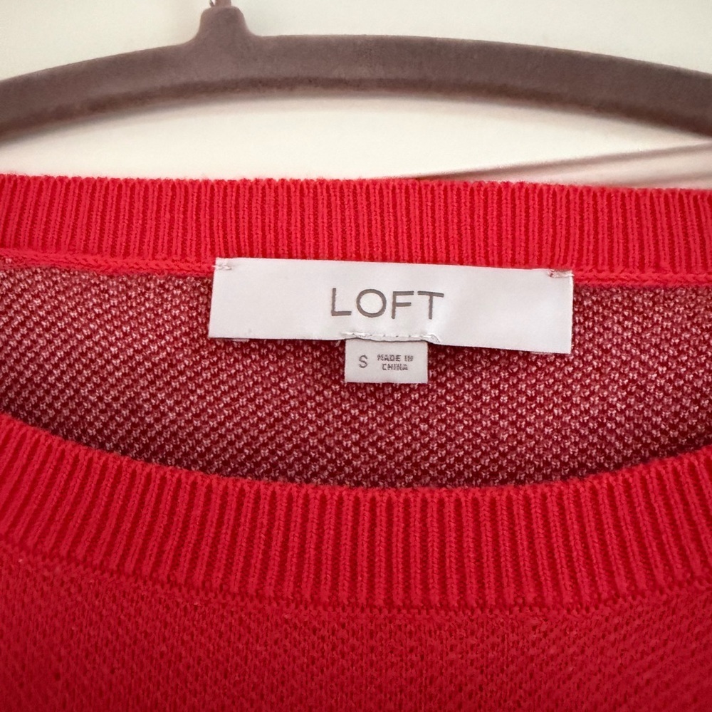 LOFT Horse Print Sweater
Size Small | Excellent Condition - Picture 5 of 5